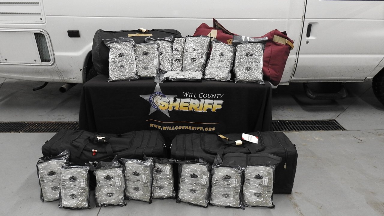 WILL COUNTY SHERIFF'S OFFICE SEIZE 190 lbs. OF CANNABIS - CALIFORNIA MAN IN CUSTODY
